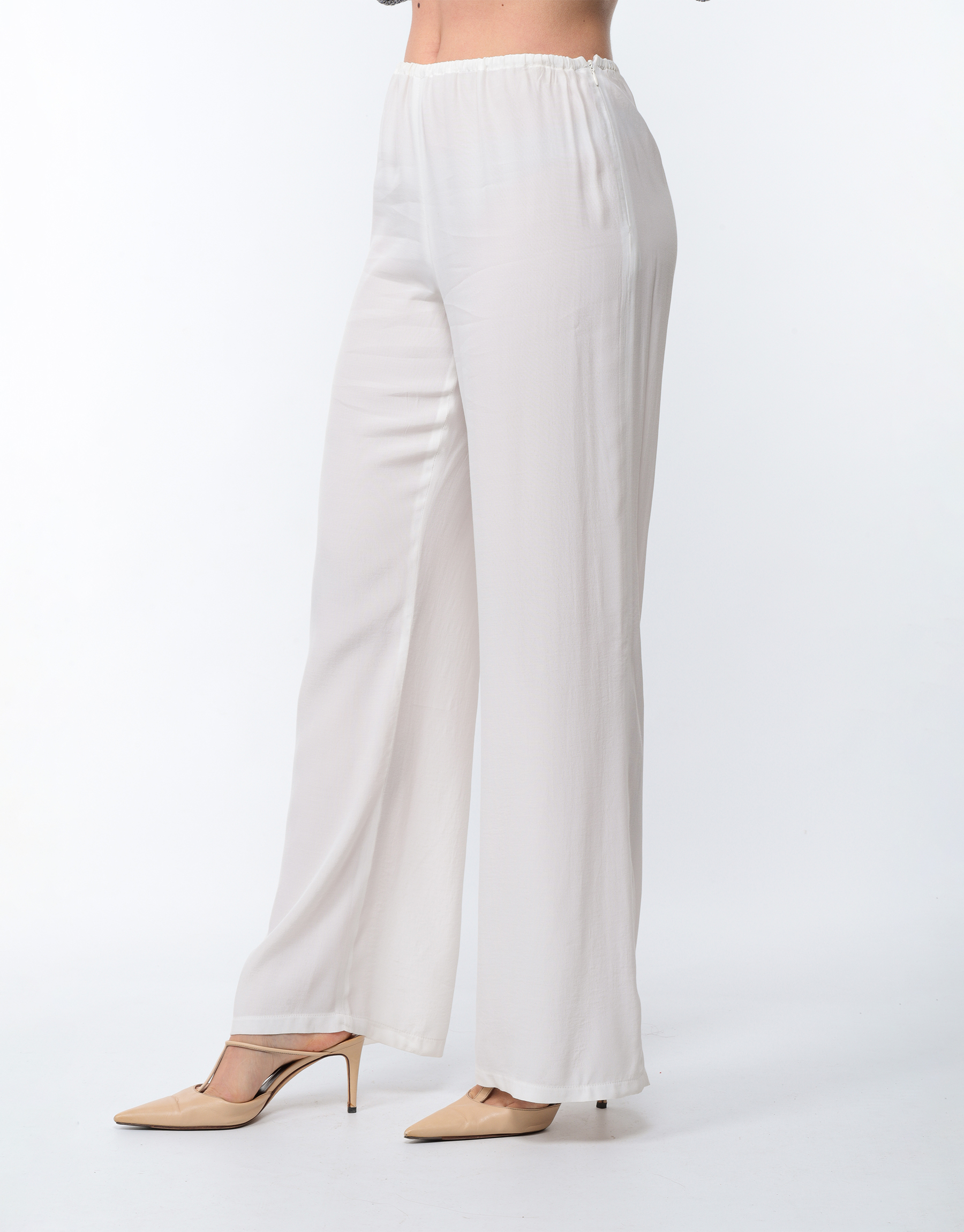 Flowing summer trousers in cotton crepe and white viscose or viscose and lilac silk 